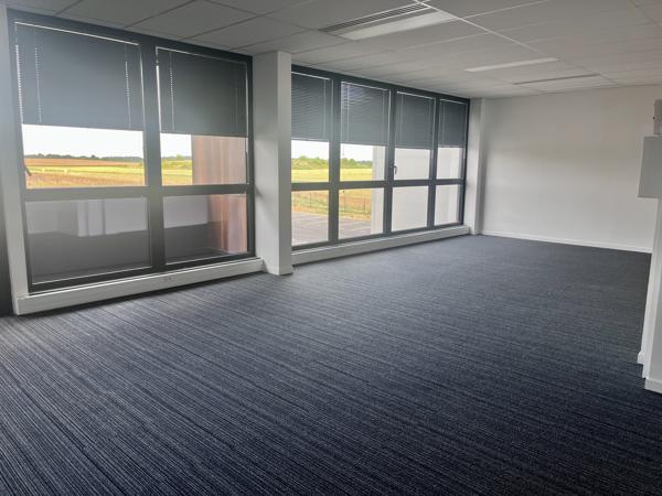Bureaux à louer à SAINT MARTIN DU VIVIER 76160