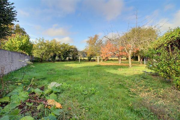 Maison sur sous-sol à rénover avec grand terrain - Secteur NOGENT-LE-ROI