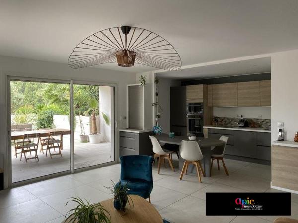 Superbe appartement 4 pièces au centre de Lattes