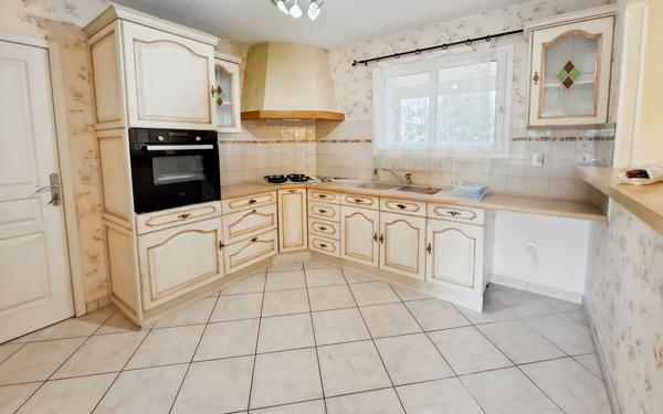 Maison à vendre    4 pièces •  Montauban