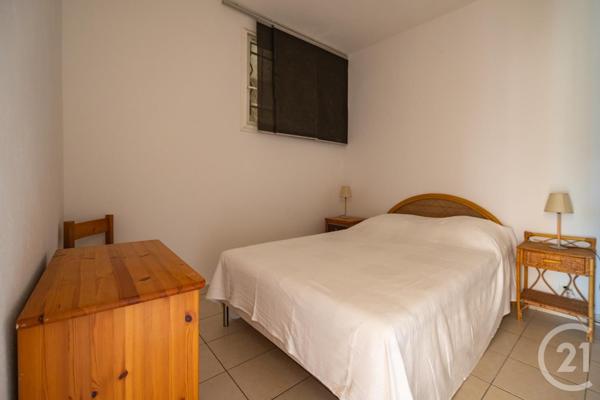 Appartement F2 à vendre  2 pièces - 30,18 m2 LE LAVANDOU - 83