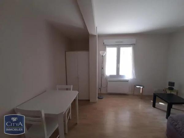 Appartement à louer 1 pièce 18.67m²