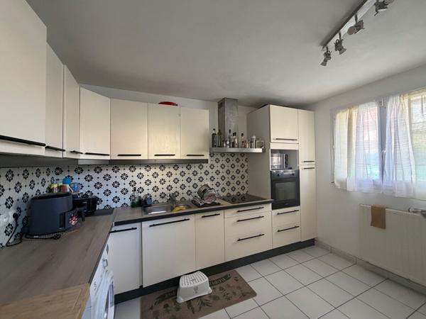 MAISON FAMILIALE 6 PIÈCES 4 CHAMBRES SUITE PARENTALE SAVIGNY-LE-TEMPLE / PLESSIS-LE-ROI