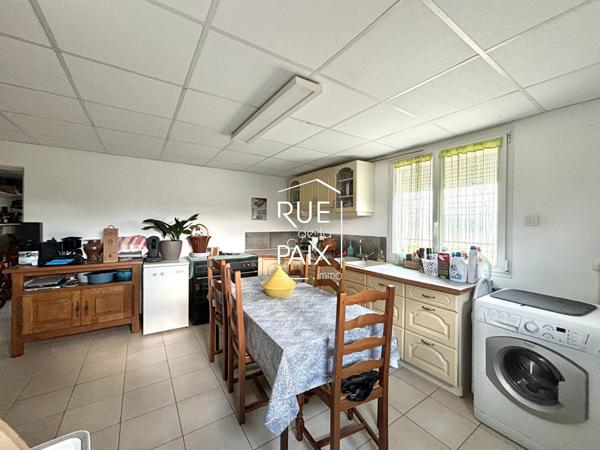 79200 CHATILLON SUR THOUET Maison rénovée au calme avec piscine à Chatillon-sur-Thouet