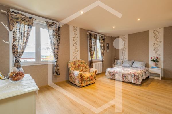 Maison 6 pièce(s) 4 chambre(s) 151 m²
