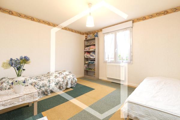 Maison 6 pièce(s) 4 chambre(s) 151 m²