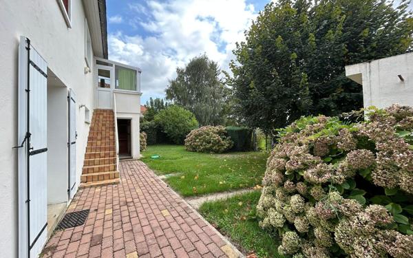 Maison à vendre    4 pièces •  Chasseneuil-sur-Bonnieure