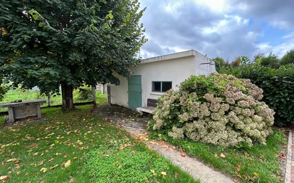 Maison à vendre    4 pièces •  Chasseneuil-sur-Bonnieure