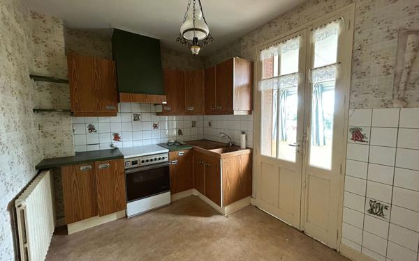 Maison à vendre    4 pièces •  Chasseneuil-sur-Bonnieure