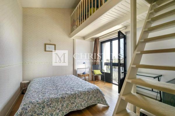 Lumineuse maison d’Architecte atypique à Lagord