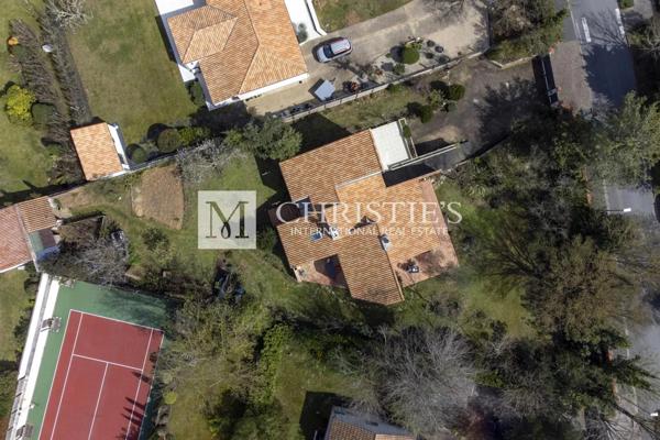 Lumineuse maison d’Architecte atypique à Lagord