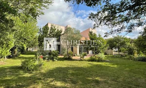 Lumineuse maison d’Architecte atypique à Lagord