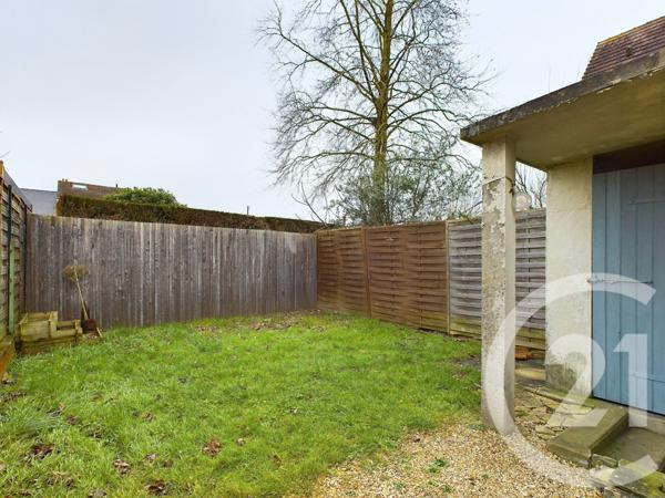 Immeuble à vendre  332 m2 TRAPPES - 78