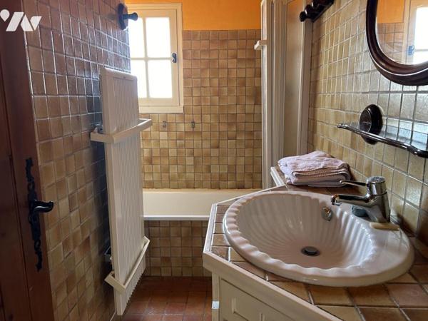 LA GUERINIERE, TRES PROCHE PLAGE