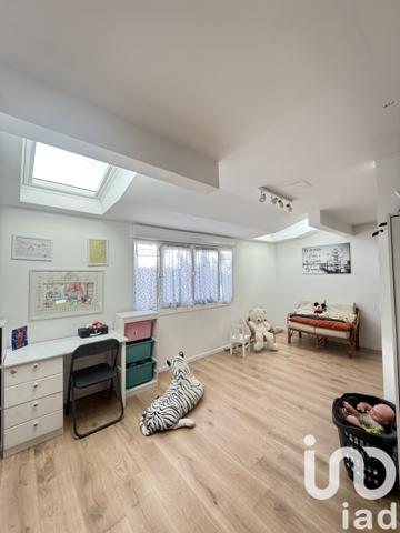 Maison à vendre 5 pièces 118 m² Savigny-le-Temple