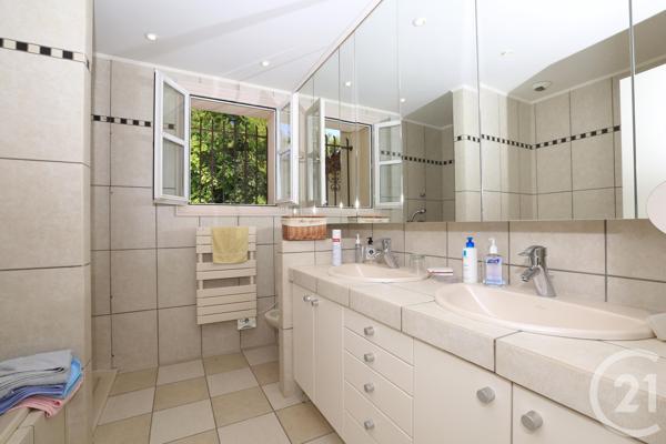 Maison à vendre  5 pièces - 230 m2 EZE - 06