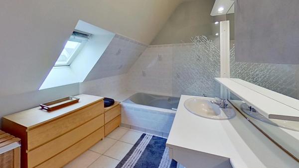 Maison à vendre 7 pièces SAINT AUBIN D'AUBIGNE (35)