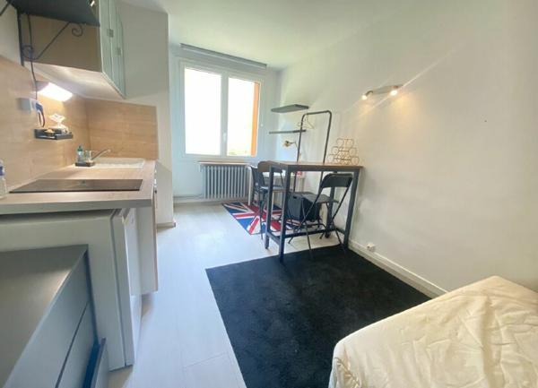 Appartement à louer  1 pièce • 12,11 m2 Reims