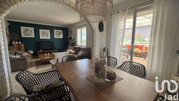 Maison à vendre 6 pièces 153 m² Vaux-le-Pénil