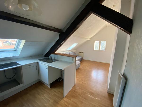 Appartement Entièrement Rénové Centre Ville d'Arpajon 2 pièces, 1 chambre