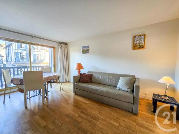 Appartement F2 à vendre  2 pièces - 40,07 m 2   DEAUVILLE  - 14