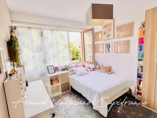 NOISY LE ROI appartement Familial rénové 3 chambres 103 m²