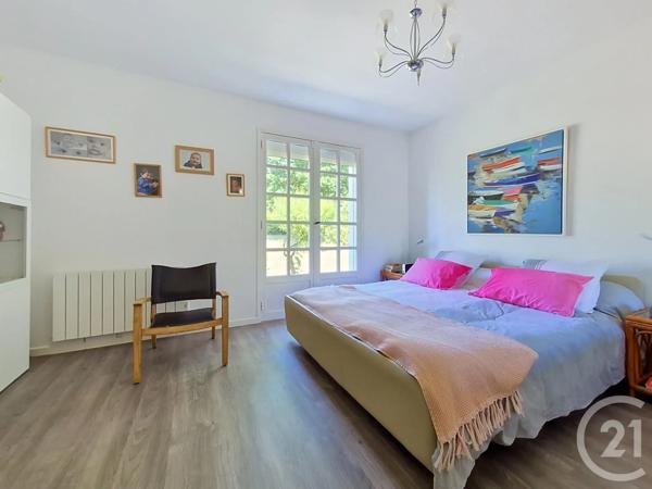 Maison à vendre  7 pièces - 156 m 2   ARGENTAN  - 61