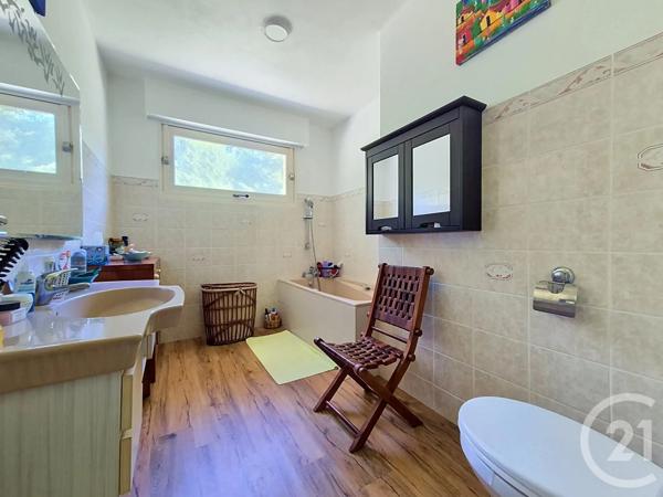 Maison à vendre  7 pièces - 156 m 2   ARGENTAN  - 61