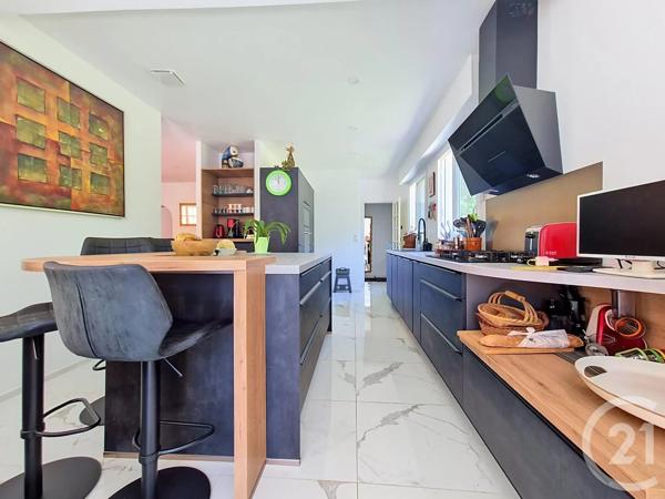 Maison à vendre  7 pièces - 156 m 2   ARGENTAN  - 61