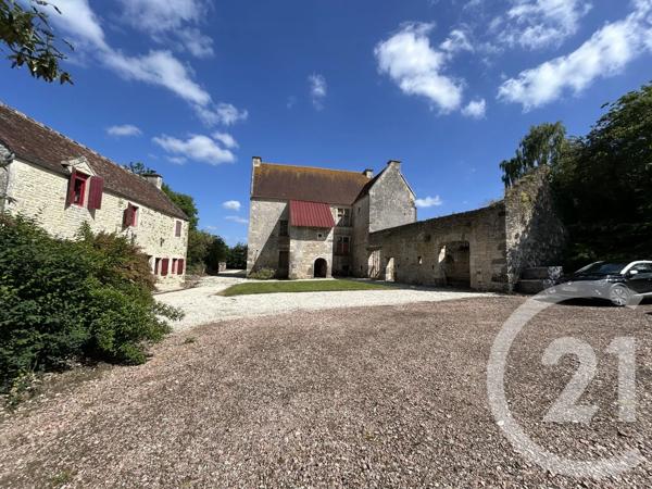 Maison à vendre  7 pièces - 156 m 2   ARGENTAN  - 61