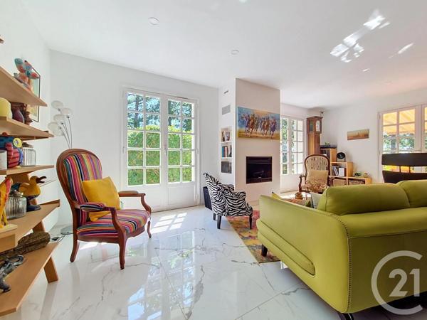 Maison à vendre  7 pièces - 156 m 2   ARGENTAN  - 61
