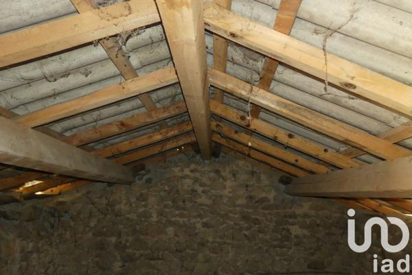 Maison traditionnelle 5 pièces de 120 m² à Vals-les-Bains (07600)