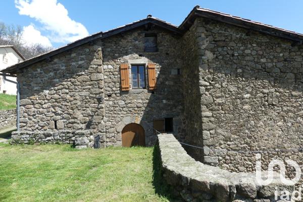 Maison traditionnelle 5 pièces de 120 m² à Vals-les-Bains (07600)
