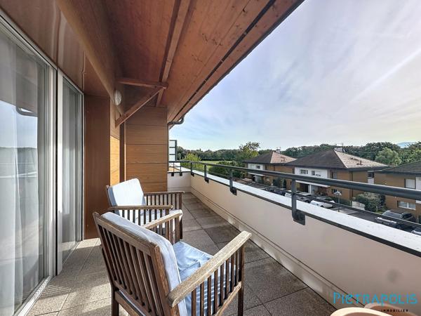 Appartement traversant , T5 de 114m2