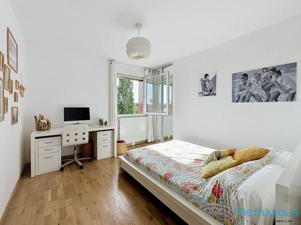 Appartement traversant , T5 de 114m2