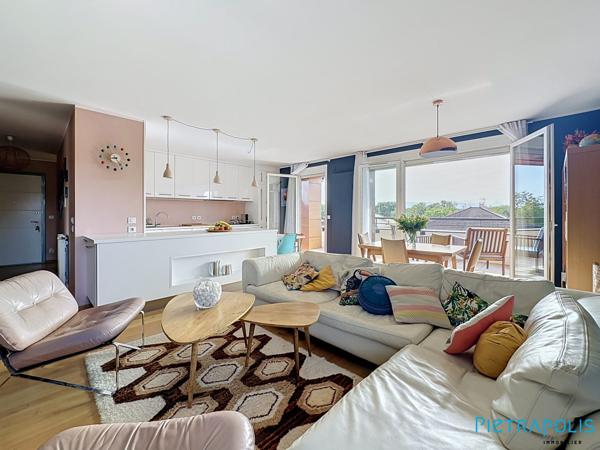 Appartement traversant , T5 de 114m2
