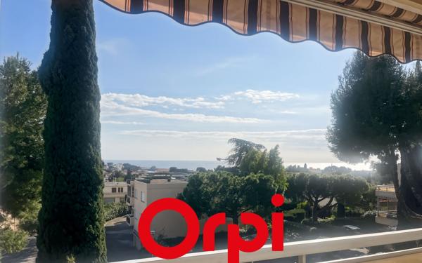 Appartement à vendre    2 pièces • 48 m2 Bandol