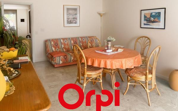 Appartement à vendre    2 pièces • 48 m2 Bandol