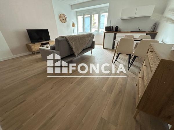 Location Appartement meublé 2 pièces 50.6 m² - Saint-maixent 79400