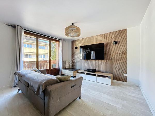 ANNECY _ Appartement 3 pièces de 68,36 m², avec balcon et cave, à vendre