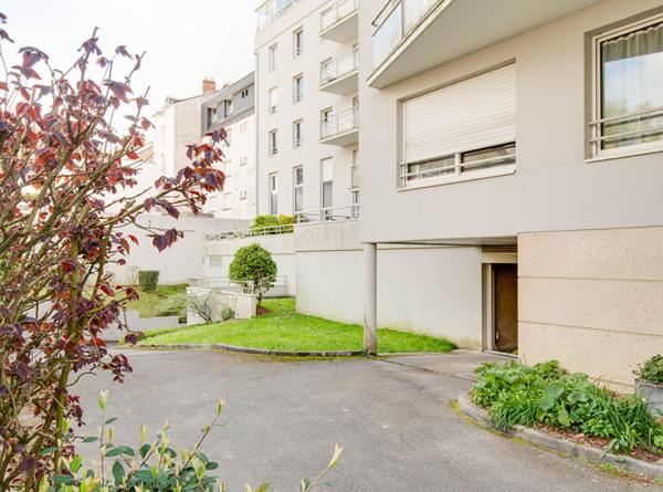 A VENDRE PLACE PARKING COUVERTE NANTES SAINT-CLEMENT