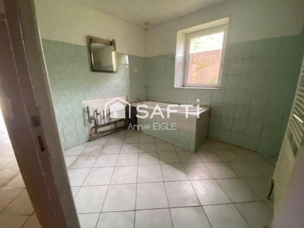 MAISON DE VILLAGE à rénover