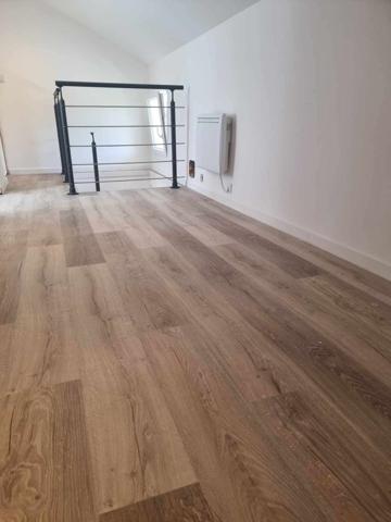 Pavillon indépendant avec garage et terrain