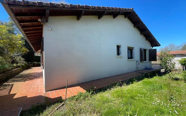 Maison à vendre    4 pièces •  Dax