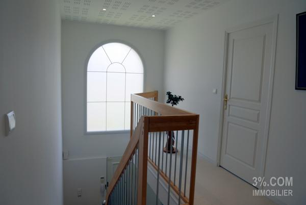 Magnifique maison de 195 m² terrain de 709 m², garage, carport, cave Montreuil-Juigné (49460)