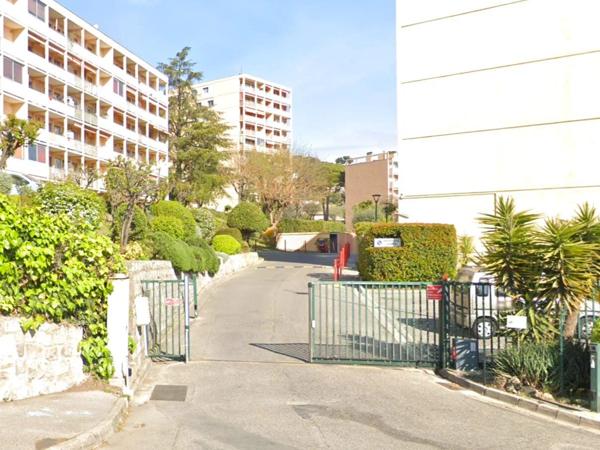 Vente Garage 38 m2 à Vallauris