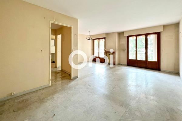Appartement à vendre    3 pièces • 83,04 m2 Mandelieu-la-Napoule
