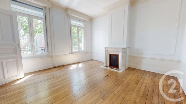Appartement à vendre  4 pièces - 89,07 m 2   ST QUENTIN  - 02