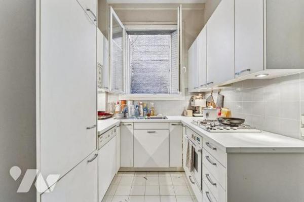 Neuilly-sur-Seine – Place de Bagatelle | Duplex avec terrasse – Esprit Atelier d’Artiste