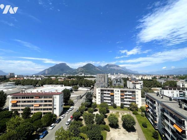 Grenoble, SECTEUR LES ALPINS, APPARTEMENT AVEC BALCON